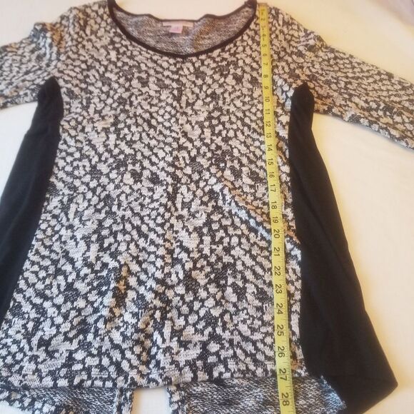 Motherhood Maternity Black & White Knit Pullover Animal Print Sweater SZ Medium - Picture 8 of 11
